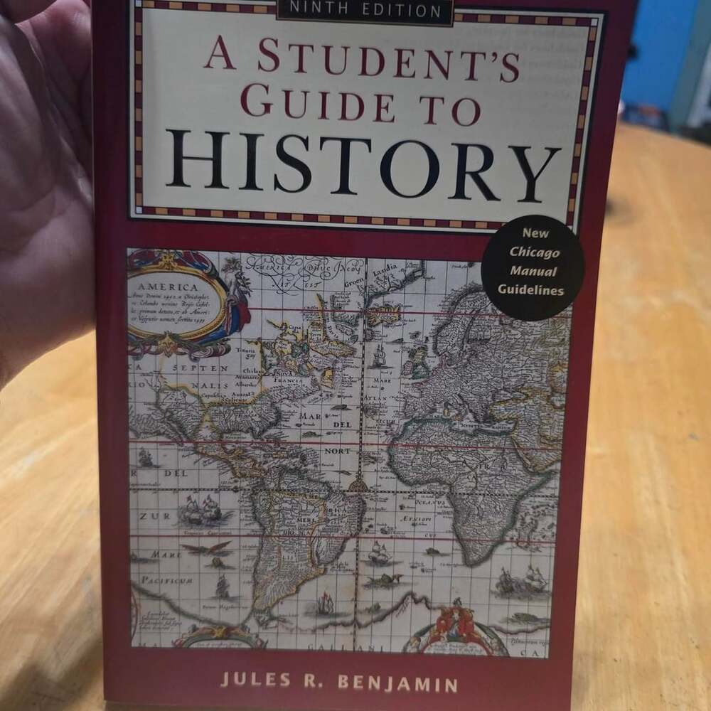 Bedford/St. Martin's A Student's Guide to History Ninth Edition Paperback